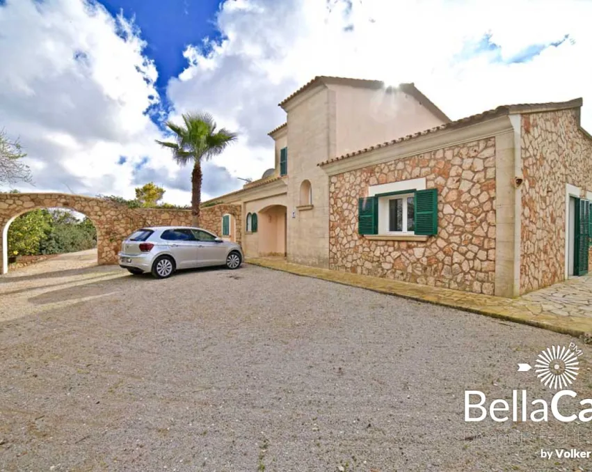 Finca mit Privatsphäre und Ferienvermietungslizenz in Golfplatznähe