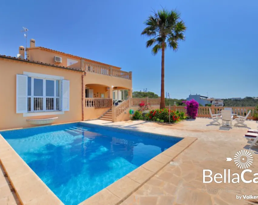 Mediterrane Villa mit Panoramablick auf das Mittelmeer